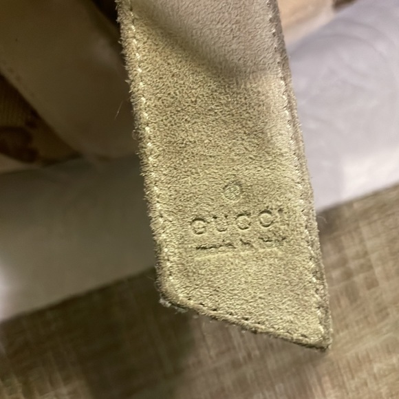 gucci shoes perfect condition 3 wears extremely comfortable and comfort European - Picture 11 of 11